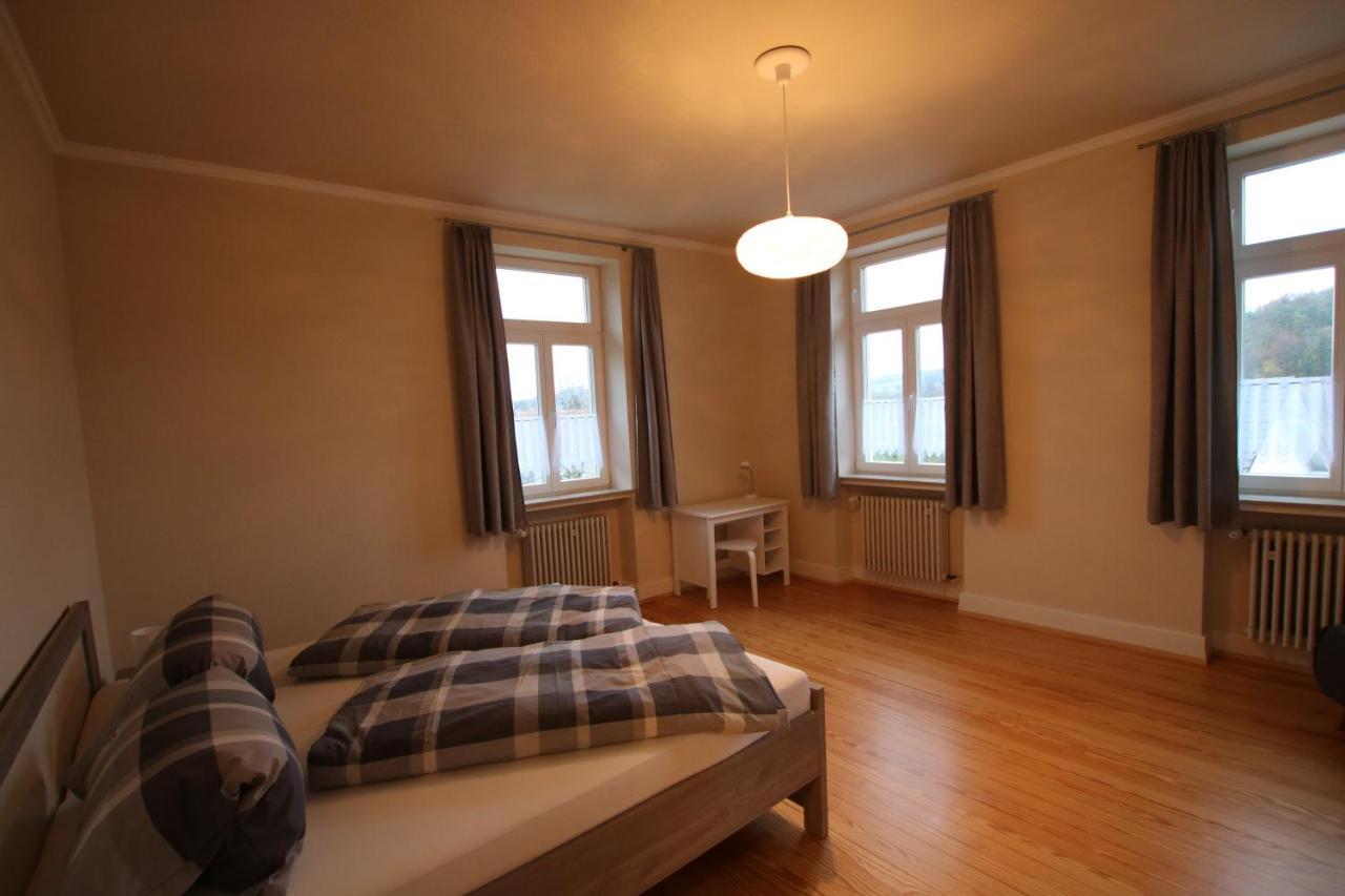 Ferienwohnung Altes Pfarrhaus Bargen Ngoại thất bức ảnh